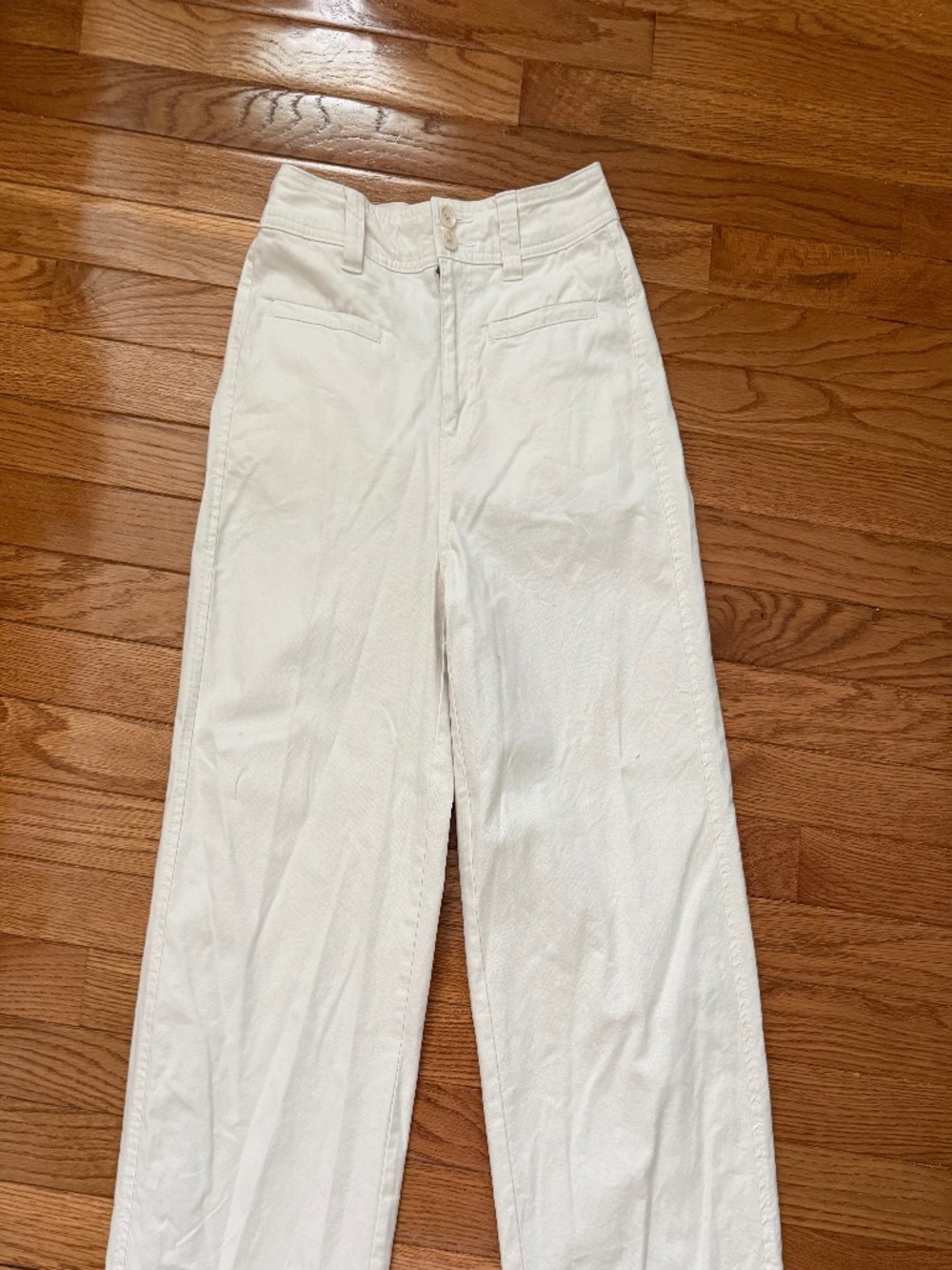 NWOT A New Day Wide Leg Crop Pant. Color is Ivory. Size 2